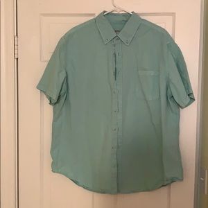 Short sleeve button up
